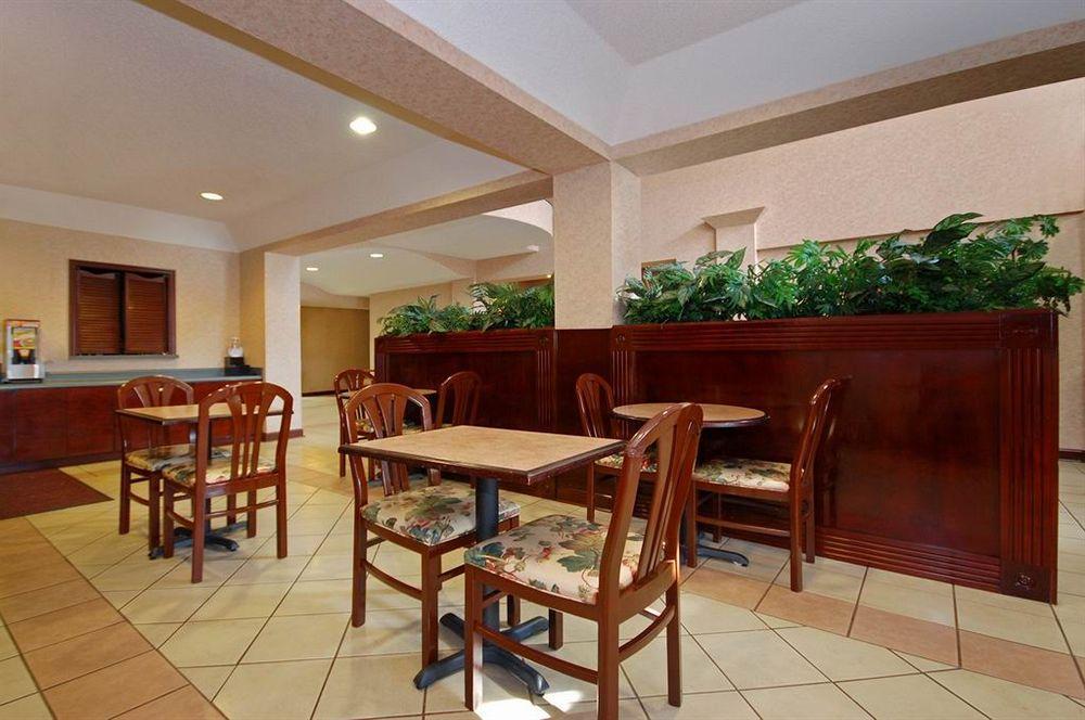 Comfort Suites Eufaula Buitenkant foto