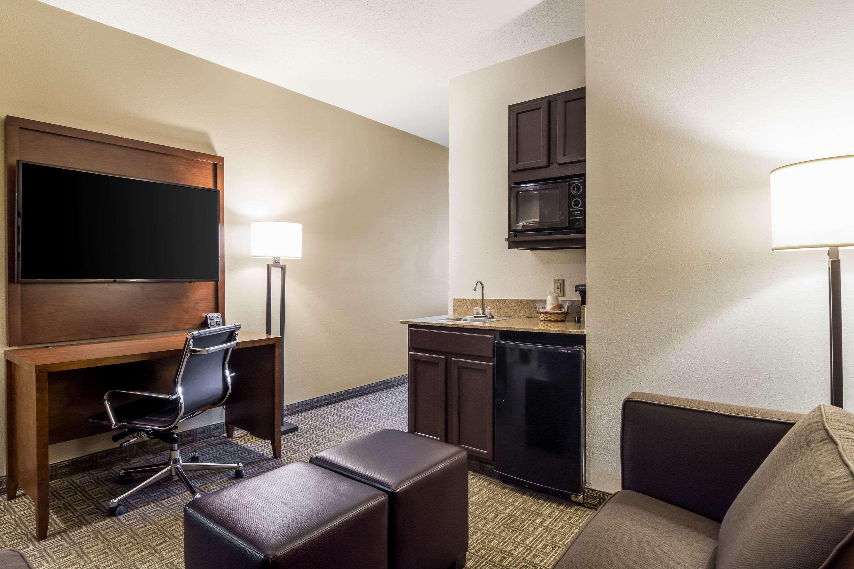 Comfort Suites Eufaula Buitenkant foto